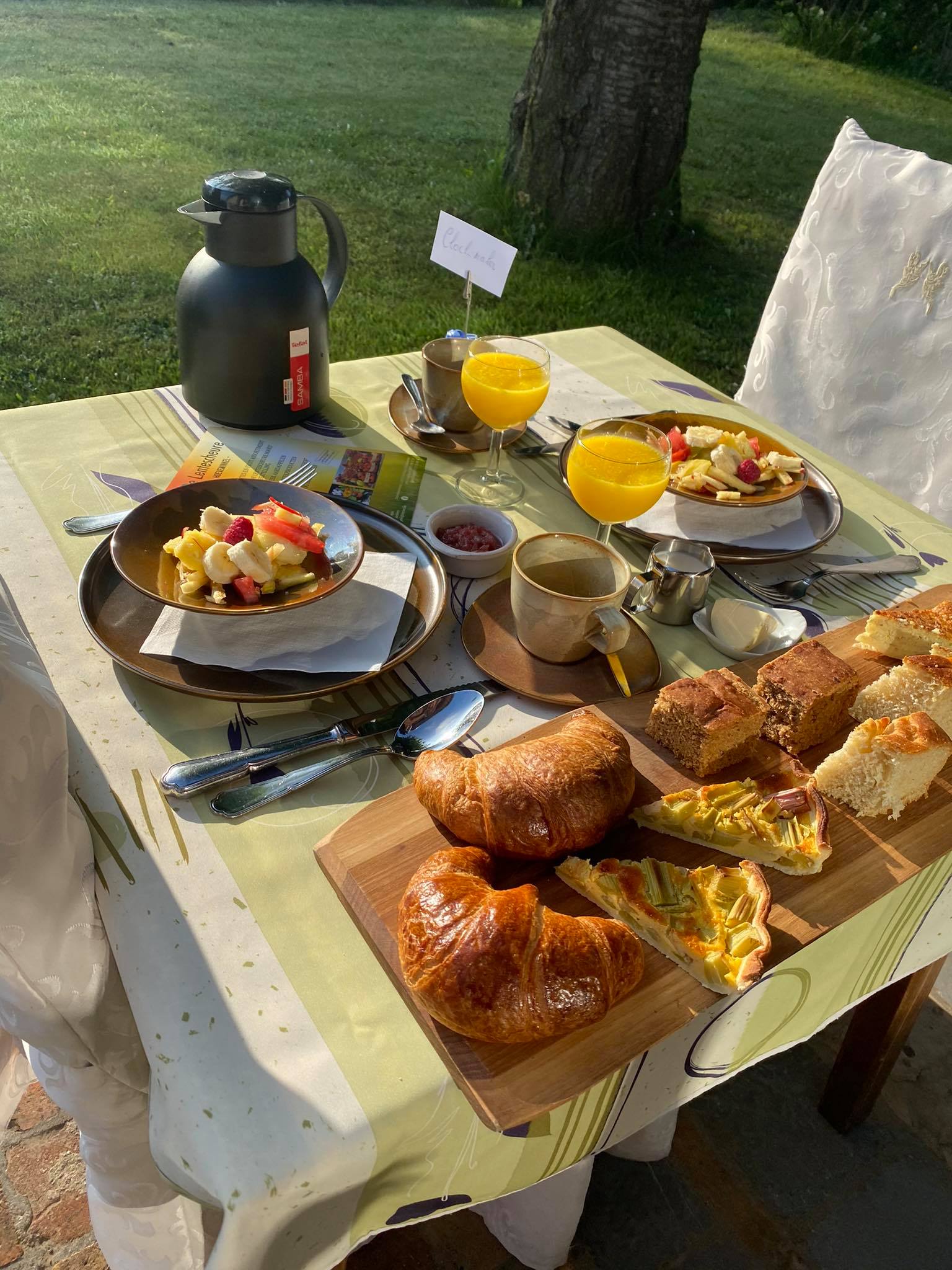 Ontbijtbuffet (8h30 tot 10)) vroeger op aanvraag Hotel De stokerij te Oudenburg, West-Vlaanderen - Overnachten nabij Brugge, Oostende en De Haan
